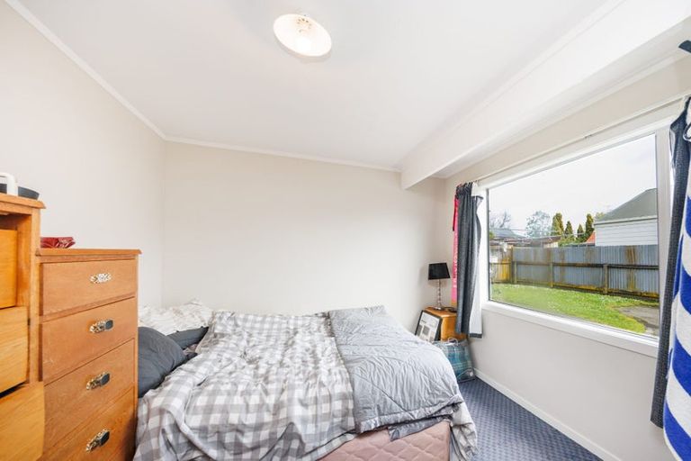 Photo of property in 8 Marne Street, Hokowhitu, Palmerston North, 4410