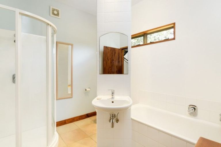 Photo of property in 141 Karewa Parade, Papamoa Beach, Papamoa, 3118