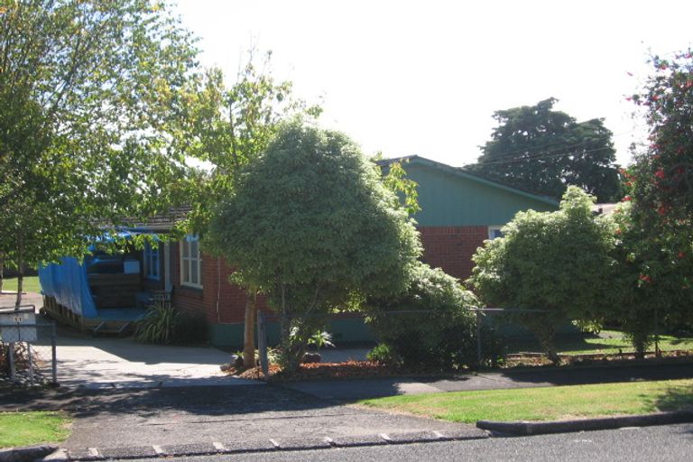 Photo of property in 11 Rewa Street, New Lynn, Auckland, 0600