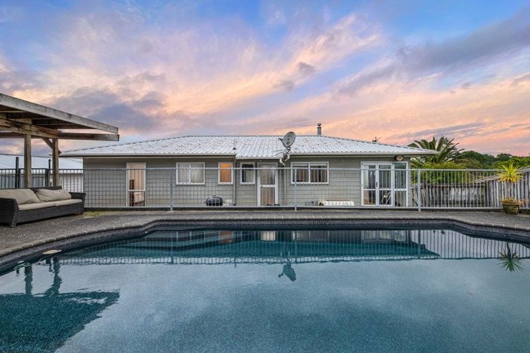 Photo of property in 57 Chislehurst Street, Henderson, Auckland, 0612