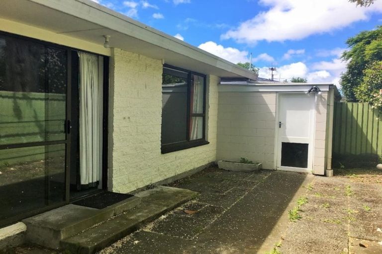 Photo of property in 1/48 Jeffreys Road, Fendalton, Christchurch, 8052
