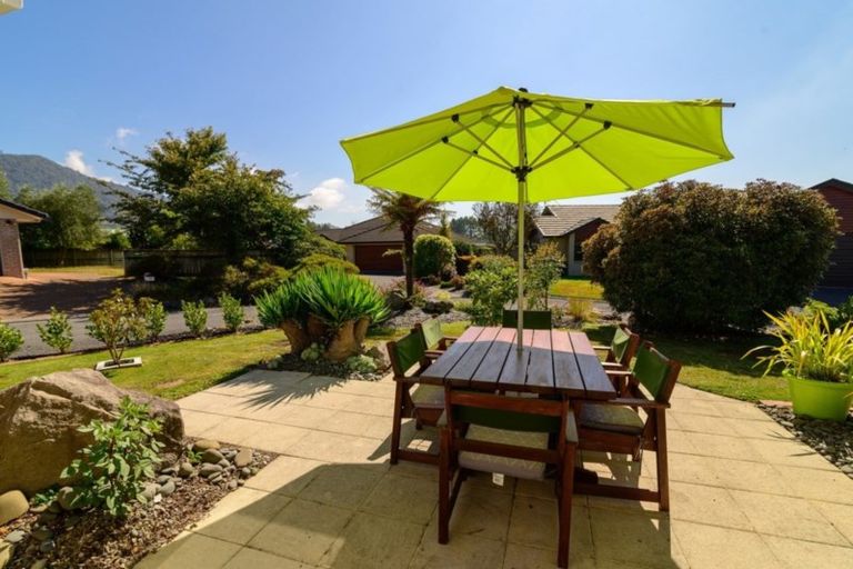 Photo of property in 118 Rimuvale Street, Pukehangi, Rotorua, 3015