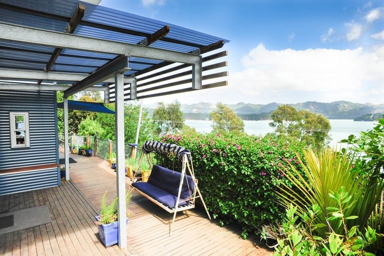 Photo of property in 404 Marine Drive, Charteris Bay, Lyttelton, 8971