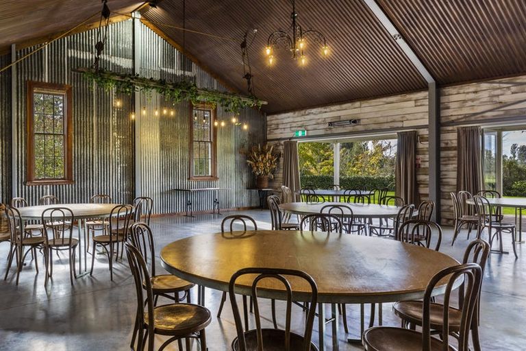 Photo of property in 2/334 White Road, Broadlands, 3081