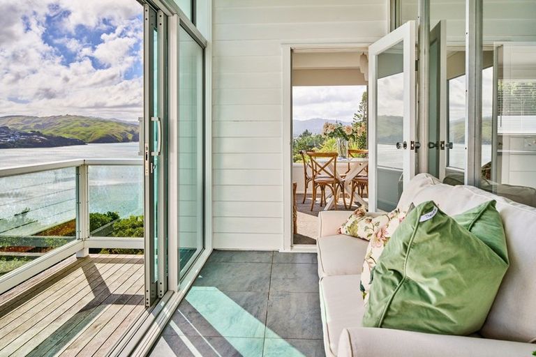 Photo of property in 58 Kiriwai Road, Paremata, Porirua, 5024