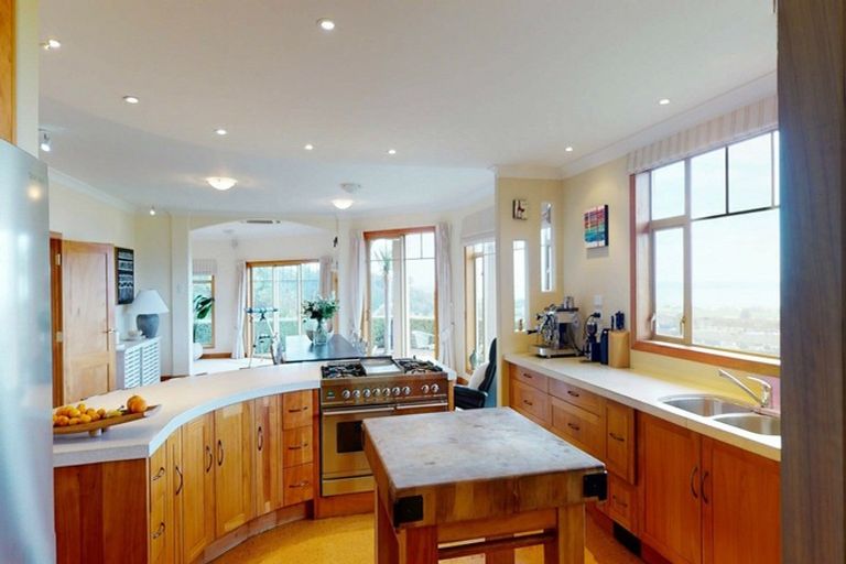 Photo of property in 30 Kaiangaroa Place, Bay View, Napier, 4104