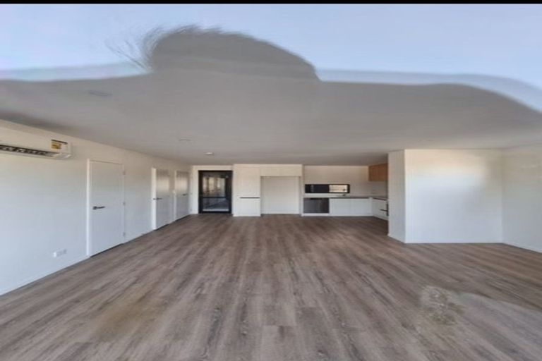 Photo of property in 2a Dianne Louise Drive, Half Moon Bay, Auckland, 2012