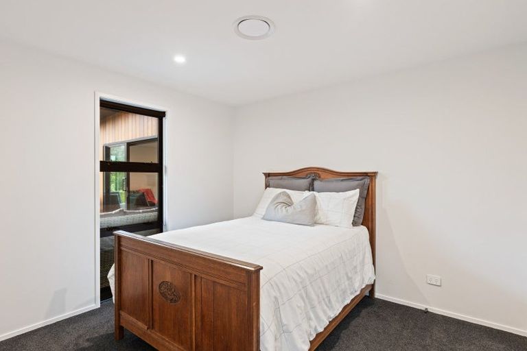 Photo of property in 12 Mackillop Way, Brooklands, New Plymouth, 4310