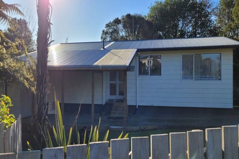 Photo of property in 18 Sunnyside Street, Onerahi, Whangarei, 0110