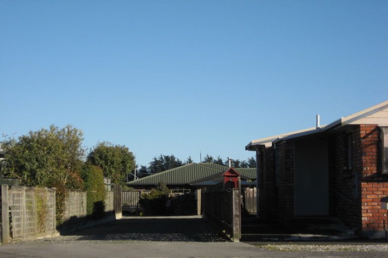 Photo of property in 8 Calder Place, Winton, 9720