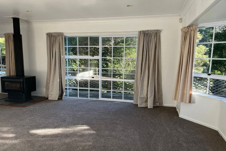 Photo of property in 57 Gatman Street, Birkdale, Auckland, 0626