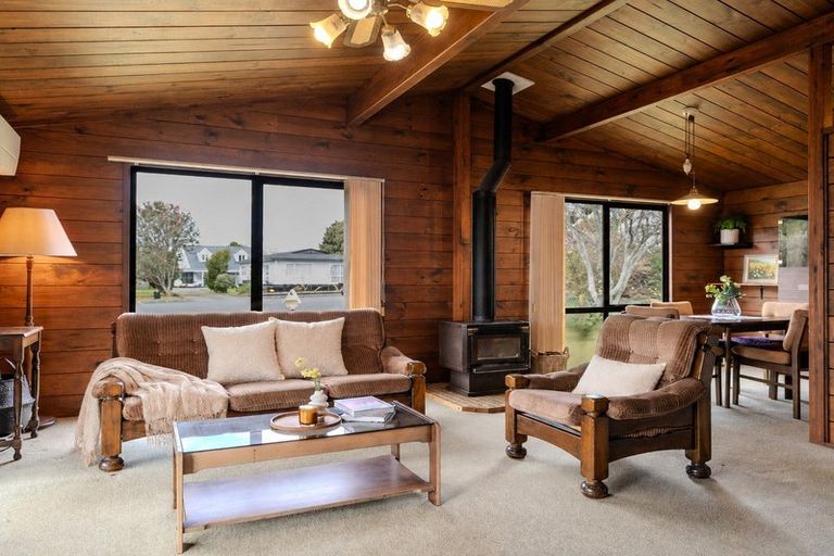 Photo of property in 19 Cobham Court, Kerikeri, 0230