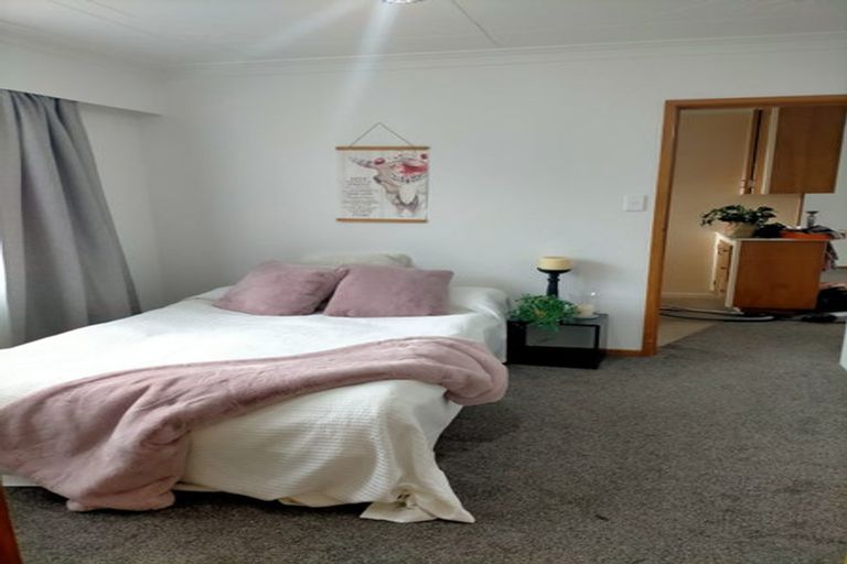 Photo of property in 10 Railway Esplanade, East Gore, Gore, 9710