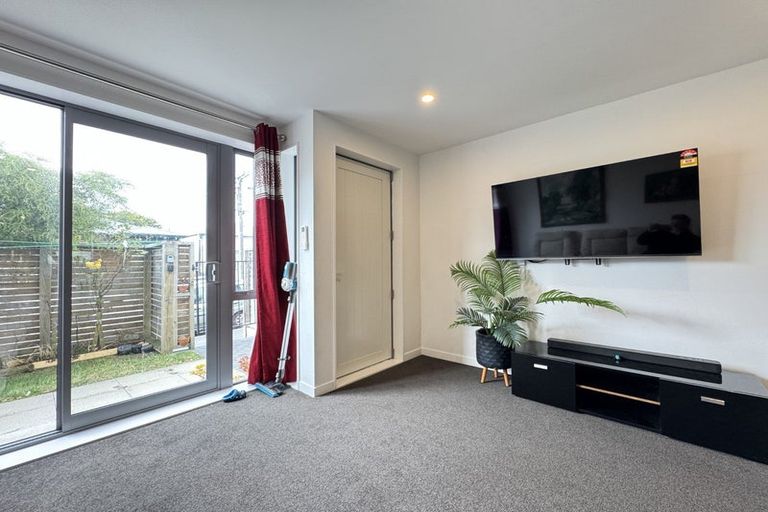 Photo of property in 9/24 Princess Terrace, Newtown, Wellington, 6021