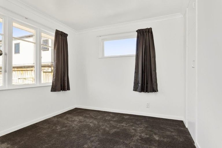 Photo of property in 67 Russell Road, Manurewa, Auckland, 2102