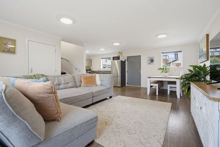 Photo of property in 27 Chiefs Court, Hamilton East, Hamilton, 3216