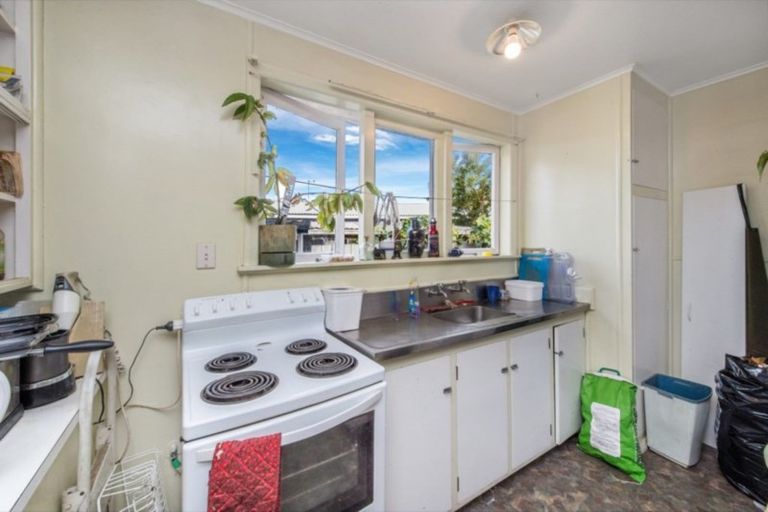 Photo of property in 20 Keats Crescent, Enderley, Hamilton, 3214