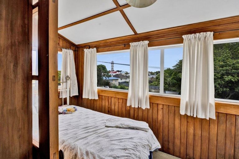 Photo of property in 17 Caplen Street, Hawera, 4610