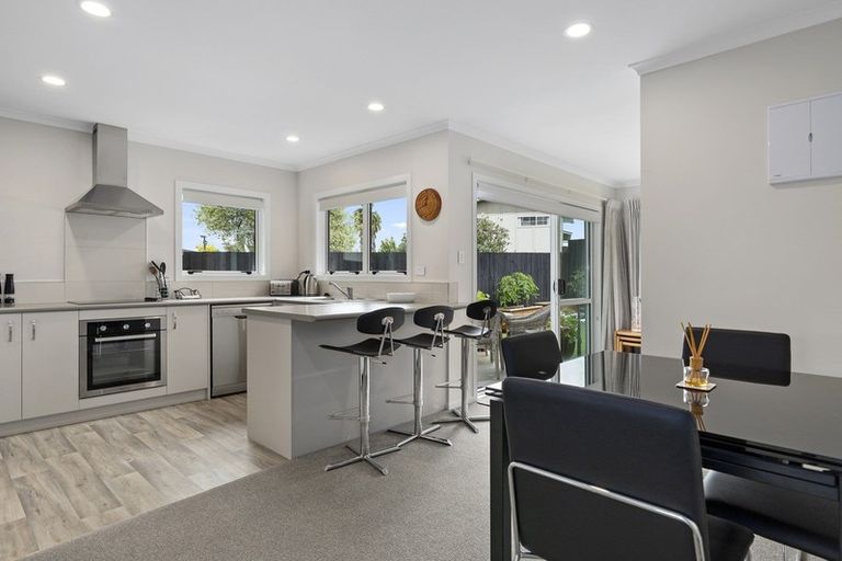 Photo of property in 4/186 Cambridge Road, Hillcrest, Hamilton, 3216