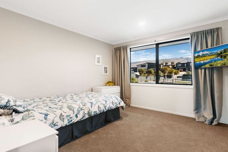 Photo of property in 78 Stratford Drive, Mount Pisa, Cromwell, 9383