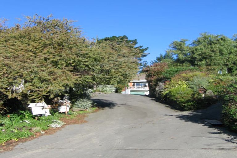 Photo of property in 23 Roseneath Place, Cashmere, Christchurch, 8022