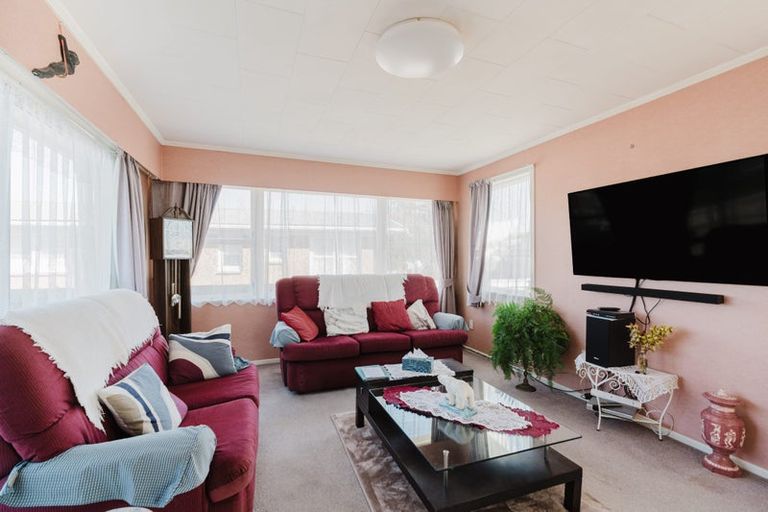 Photo of property in 5 Bremridge Place, Melville, Hamilton, 3206