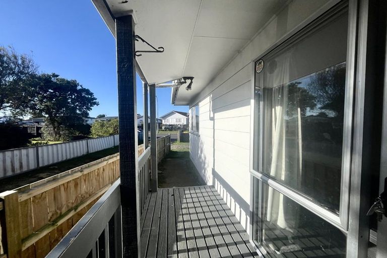 Photo of property in 57 Burundi Avenue, Clendon Park, Auckland, 2103
