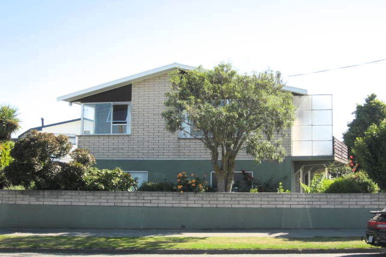 Photo of property in 64 Mountain View Road, Glenwood, Timaru, 7910