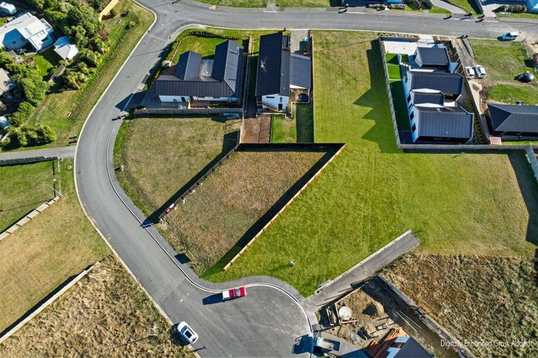 Photo of property in 7 Ra Hana Place, Diamond Harbour, 8971