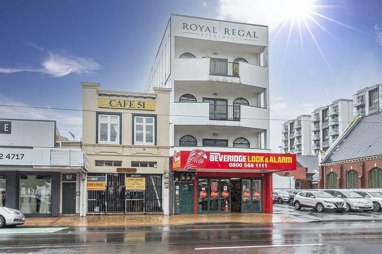 Photo of property in Royal Regal Apartments, 2/50 Cambridge Terrace, Te Aro, Wellington, 6011