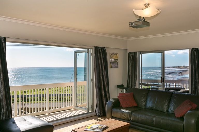 Photo of property in 1 Tiromoana Crescent, Bell Block, New Plymouth, 4312