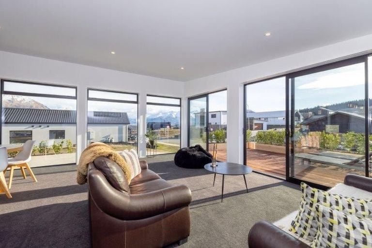 Photo of property in 213 Aubrey Road, Wanaka, 9305