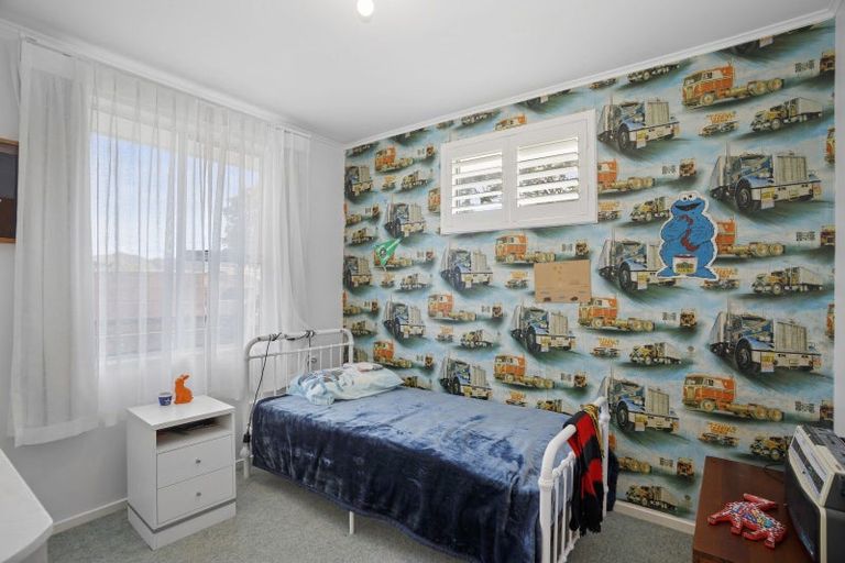 Photo of property in 22 Berkeley Road, Wainuiomata, Lower Hutt, 5014