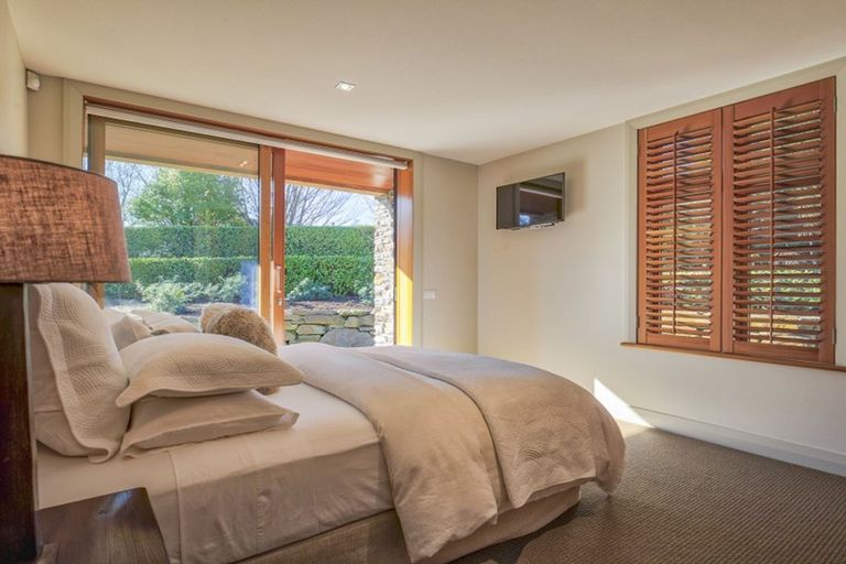 Photo of property in 8 Waimana Place, Wanaka, 9305