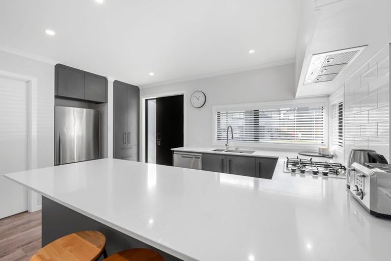Photo of property in 8 Betty Boyes Street, Wallaceville, Upper Hutt, 5018