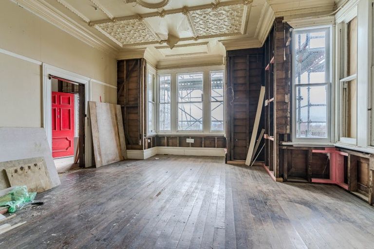 Photo of property in 1 Phillips Street, Kensington, Dunedin, 9011