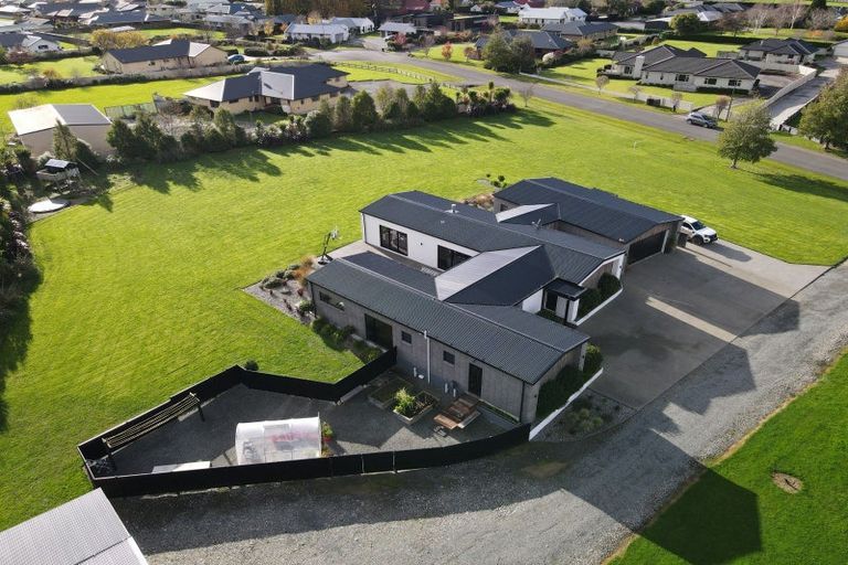 Photo of property in 19 Longwood Drive, Winton, 9720