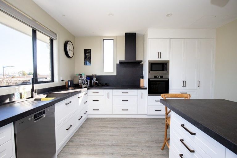 Photo of property in 3 Mcquarrie Place, Ngatea, 3503