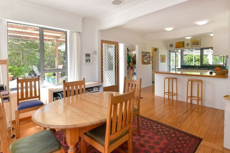 Photo of property in 130 Shanks Road, Helensville, 0875