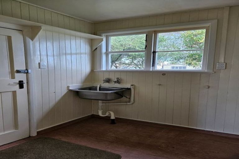 Photo of property in 6 Freyberg Terrace, Waipukurau, 4200