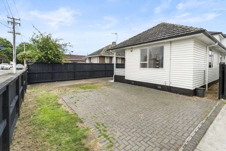 Photo of property in 169 Russell Road, Manurewa, Auckland, 2102