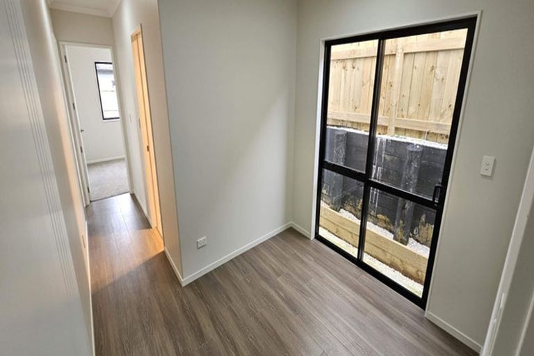 Photo of property in 27 Meadowridge Drive, Flat Bush, Auckland, 2019