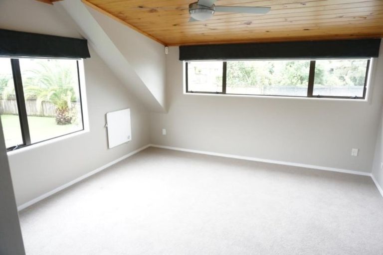 Photo of property in 12 Houhere Place, Pukete, Hamilton, 3200