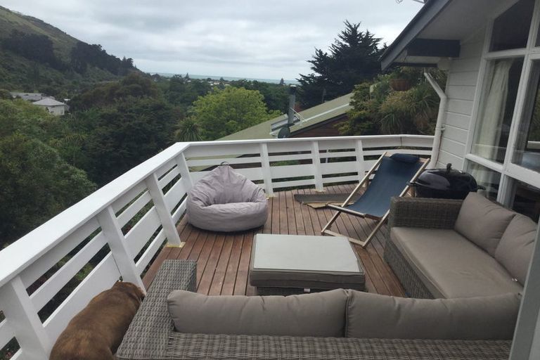 Photo of property in 32 Evans Pass Road, Sumner, Christchurch, 8081