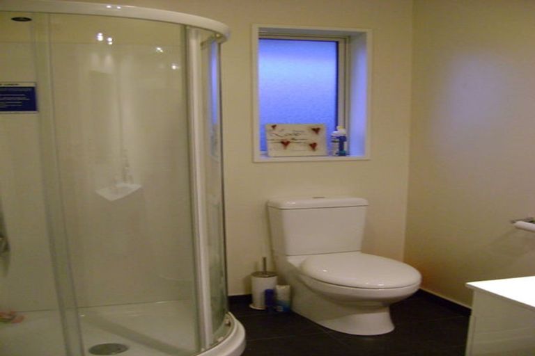 Photo of property in 8 Tika Street, Riccarton, Christchurch, 8041