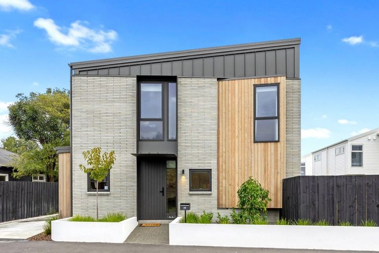 Photo of property in 1/19 Courtenay Street, St Albans, Christchurch, 8014