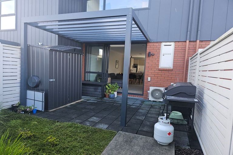 Photo of property in 20 Whimbrel Road, Flat Bush, Auckland, 2019