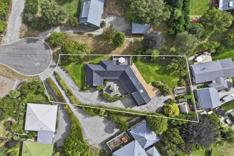 Photo of property in 19 Rimu Lane, Wanaka, 9305