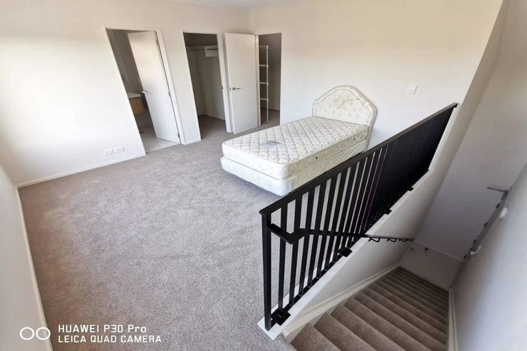 Photo of property in 82 Flat Bush School Road, Flat Bush, Auckland, 2019