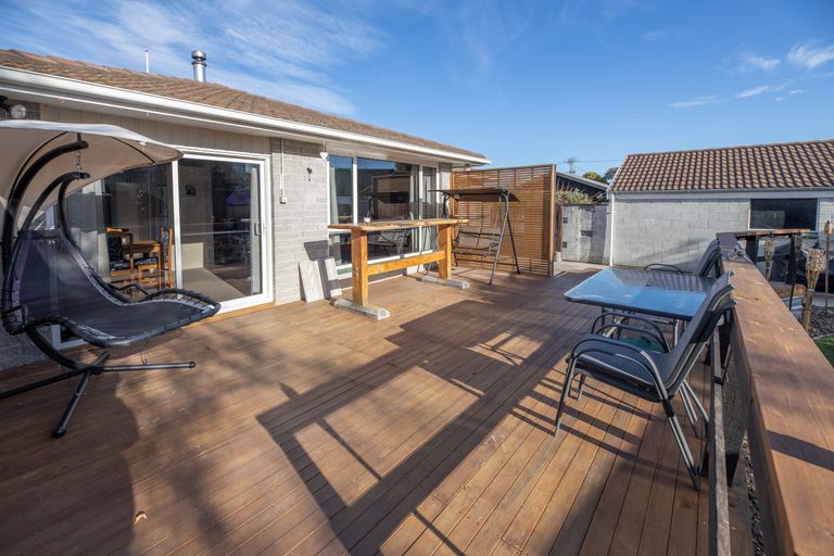 Photo of property in 56a Rangiora Woodend Road, Woodend, 7610